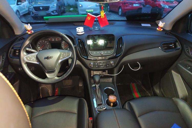 Used Chevrolet Equinox 2022 535T Chijie Edition Center Console