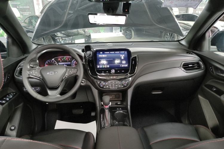 Used Chevrolet Equinox 2022 Mild Hybrid 550T RS Four-Wheel Drive Intelligent Guardian Edition Center Console