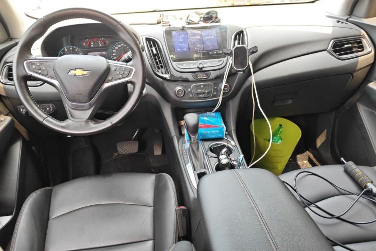 Used Chevrolet Equinox 2022 535T Chijie Edition Center Console