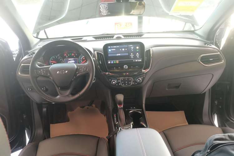 Used Chevrolet Equinox 2022 Mild Hybrid 550T RS Four-Wheel Drive Intelligent Guardian Edition Center Console