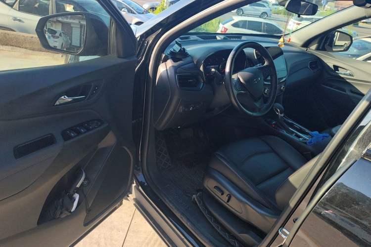 Used Chevrolet Equinox 2022 Mild Hybrid 550T RS Four-Wheel Drive Intelligent Guardian Edition Driver Seat