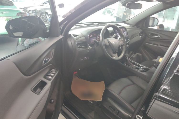 Used Chevrolet Equinox 2022 Mild Hybrid 550T RS Smart Boundary-Setting Edition Driver Seat