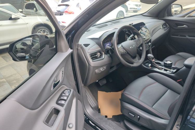 Used Chevrolet Equinox 2022 Light Hybrid 550T RS All-Wheel-Drive Smart Boundary Edition Driver Seat