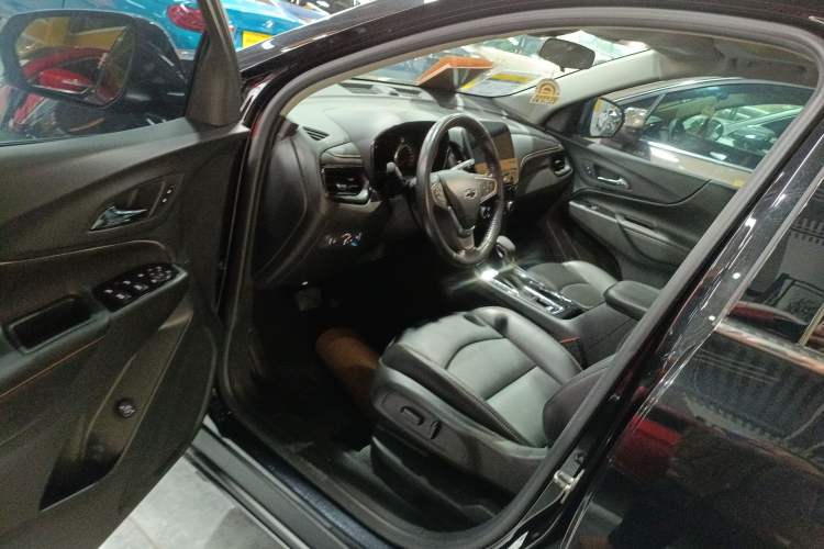 Used Chevrolet Equinox 2022 535T YuJie Edition Driver Seat