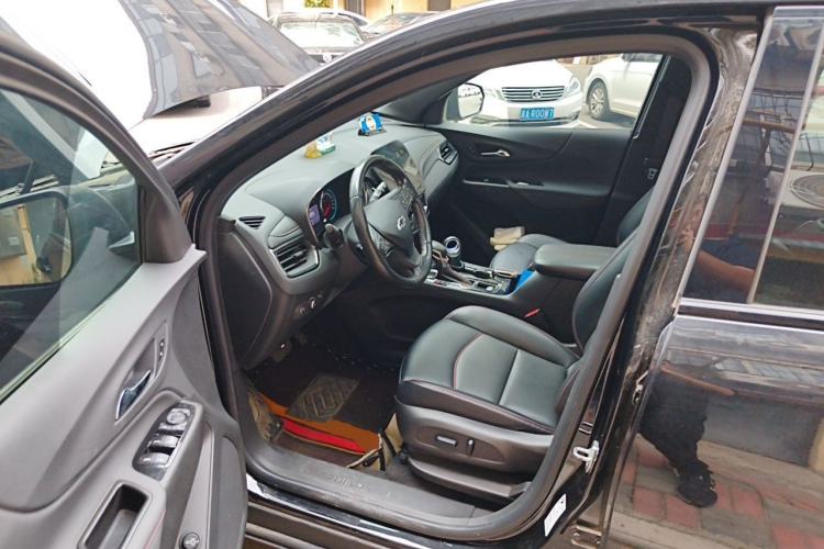 Used Chevrolet Equinox 2022 Mild Hybrid 550T RS Smart Boundary-Setting Edition Driver Seat