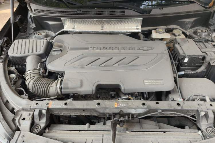 Used Chevrolet Equinox 2022 Mild Hybrid 550T RS Smart Boundary-Setting Edition Engine Bay
