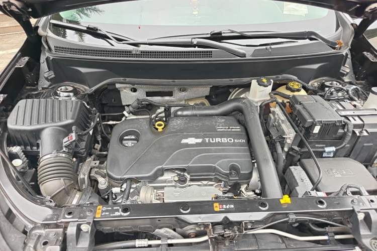 Used Chevrolet Equinox 2022 535T Chijie Edition Engine Bay