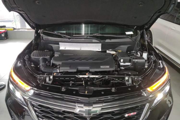 Used Chevrolet Equinox 2022 Mild Hybrid 550T RS Smart Boundary-Setting Edition Engine Bay