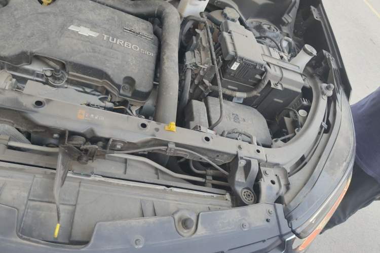 Used Chevrolet Equinox 2022 535T Chijie Edition Engine Bay Left