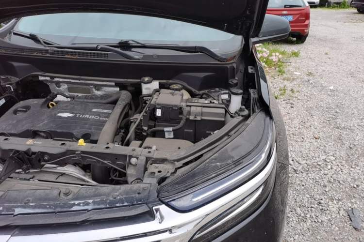 Used Chevrolet Equinox 2022 535T Chijie Edition Engine Bay Left