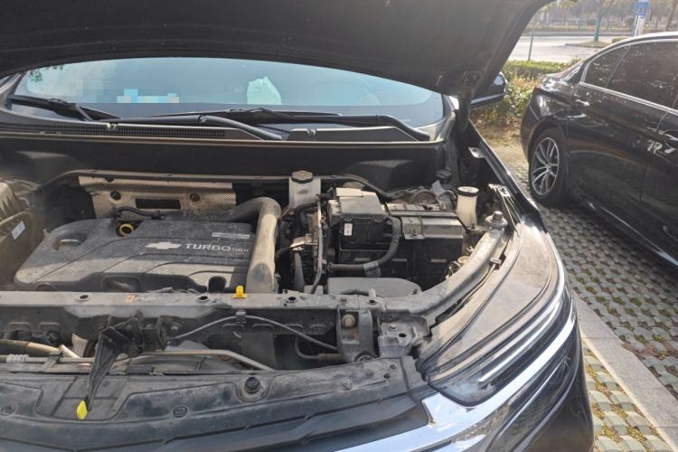 Used Chevrolet Equinox 2022 535T Chijie Edition Engine Bay Left