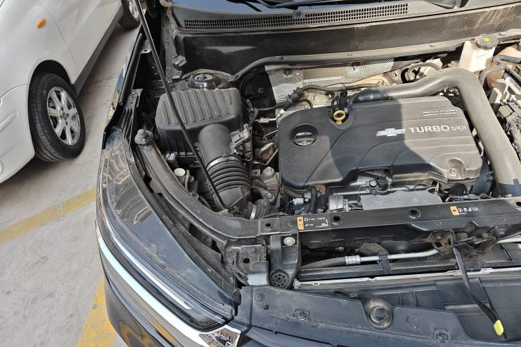 Used Chevrolet Equinox 2022 535T Chijie Edition Engine Bay Right