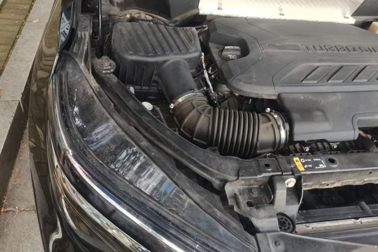 Used Chevrolet Equinox 2022 Mild Hybrid 550T RS Smart Boundary-Setting Edition Engine Bay Right