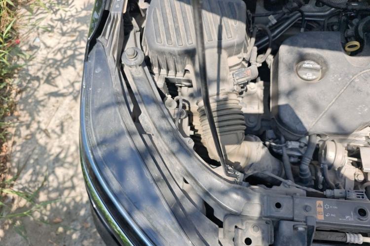 Used Chevrolet Equinox 2022 535T YuJie Edition Engine Bay Right