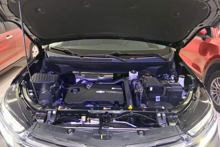 Used Chevrolet Equinox 2022 535T Chijie Edition Engine Bay