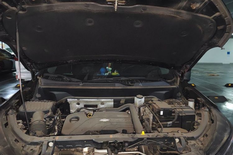 Used Chevrolet Equinox 2022 535T Chijie Edition Engine Bay