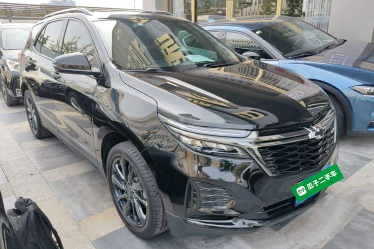 Used Chevrolet Equinox 2022 Light Hybrid 550T RS All-Wheel-Drive Smart Boundary Edition Front Right 45 Deg