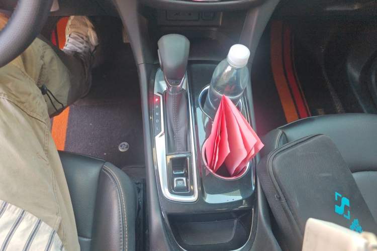 Used Chevrolet Equinox 2022 535T YuJie Edition Gear Lever