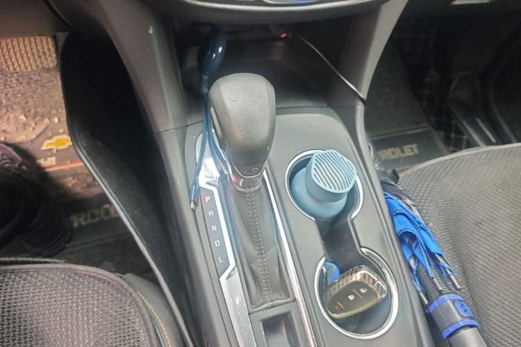 Used Chevrolet Equinox 2022 535T Chijie Edition Gear Lever