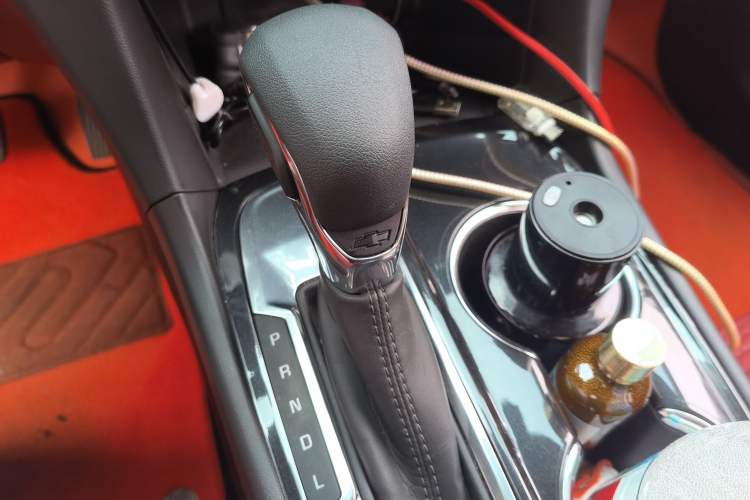 Used Chevrolet Equinox 2022 535T YuJie Edition Gear Lever