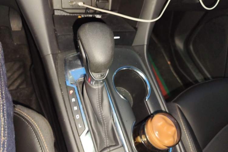 Used Chevrolet Equinox 2022 535T Chijie Edition Gear Lever