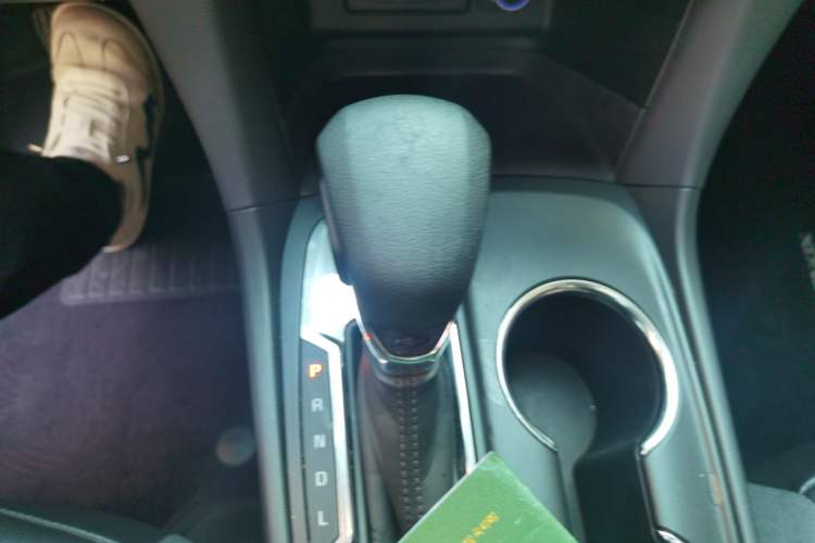 Used Chevrolet Equinox 2022 535T Chijie Edition Gear Lever