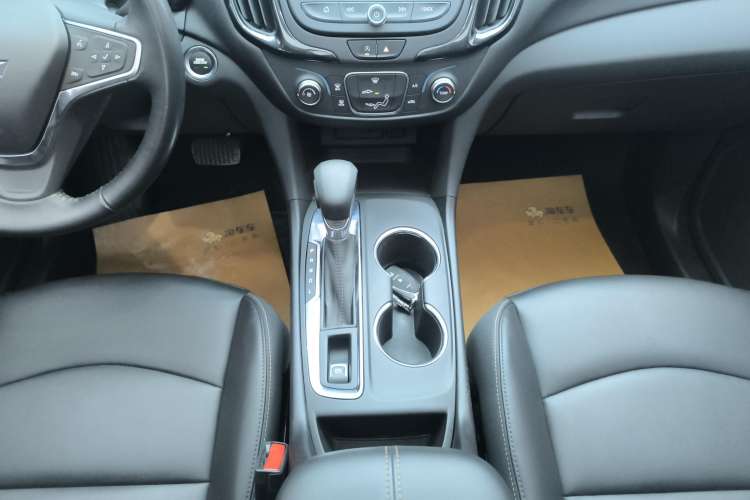 Used Chevrolet Equinox 2022 535T Chijie Edition Gear Lever