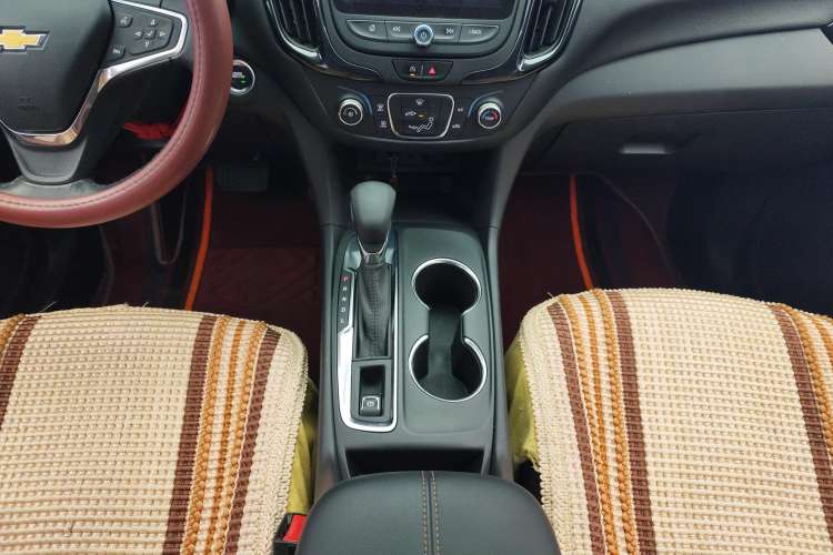 Used Chevrolet Equinox 2022 535T Chijie Edition Gear Lever