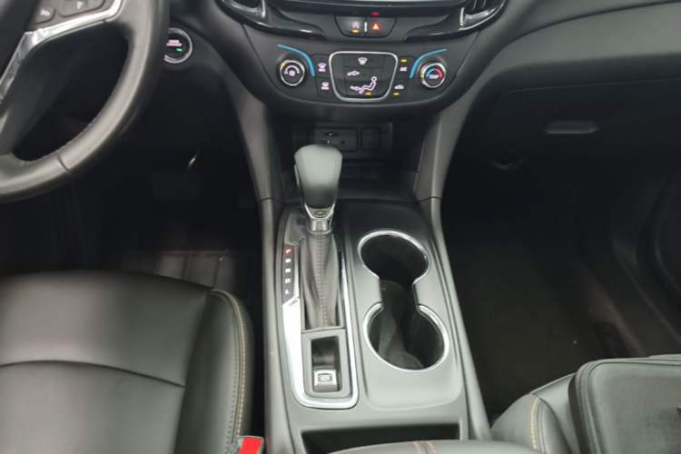 Used Chevrolet Equinox 2022 535T Chijie Edition Gear Lever