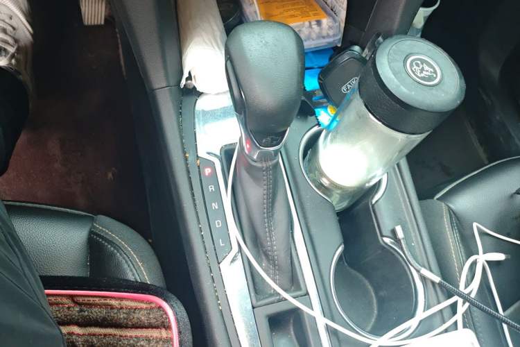 Used Chevrolet Equinox 2022 535T Chijie Edition Gear Lever