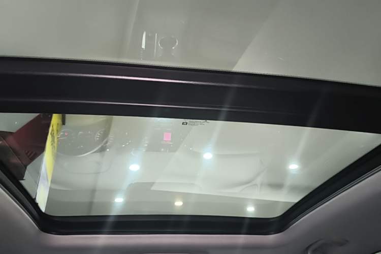 Used Chevrolet Equinox 2022 535T Chijie Edition Headliner
