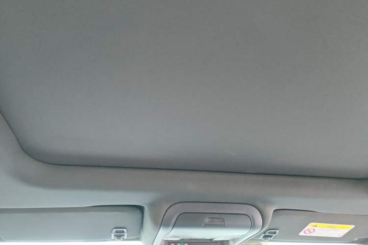 Used Chevrolet Equinox 2022 Mild Hybrid 550T RS Smart Boundary-Setting Edition Headliner
