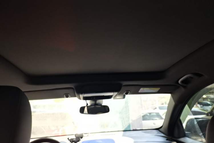 Used Chevrolet Equinox 2022 Light Hybrid 550T RS All-Wheel-Drive Smart Boundary Edition Headliner