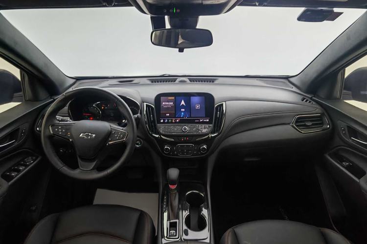 Used Chevrolet Equinox 2022 Mild Hybrid 550T RS Smart Boundary-Setting Edition Interior 1