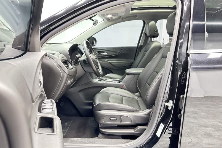 Used Chevrolet Equinox 2022 535T YuJie Edition Interior 3