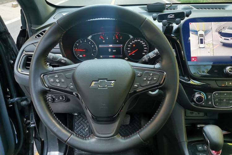 Used Chevrolet Equinox 2022 Light Hybrid 550T RS All-Wheel-Drive Smart Boundary Edition Interior 6