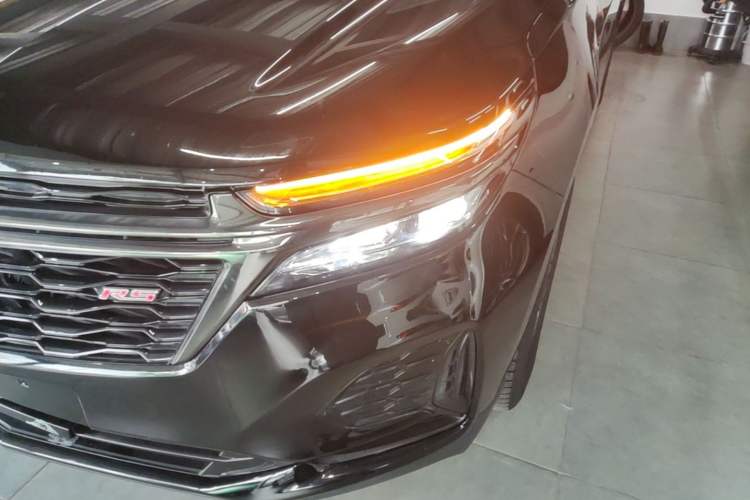 Used Chevrolet Equinox 2022 Mild Hybrid 550T RS Smart Boundary-Setting Edition Left Front Headlight