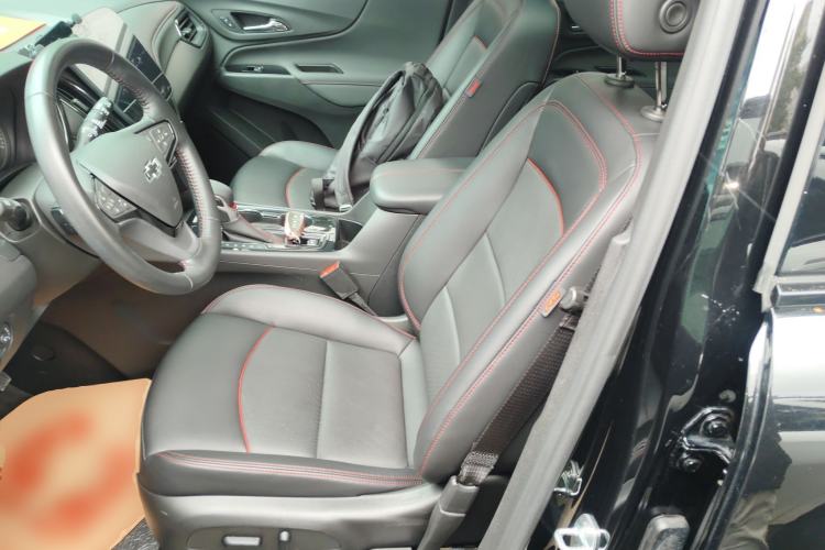 Used Chevrolet Equinox 2022 Mild Hybrid 550T RS Smart Boundary-Setting Edition Left Front Seat