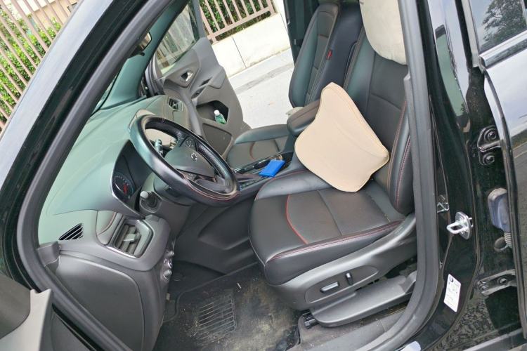 Used Chevrolet Equinox 2022 Mild Hybrid 550T RS Smart Boundary-Setting Edition Left Front Seat