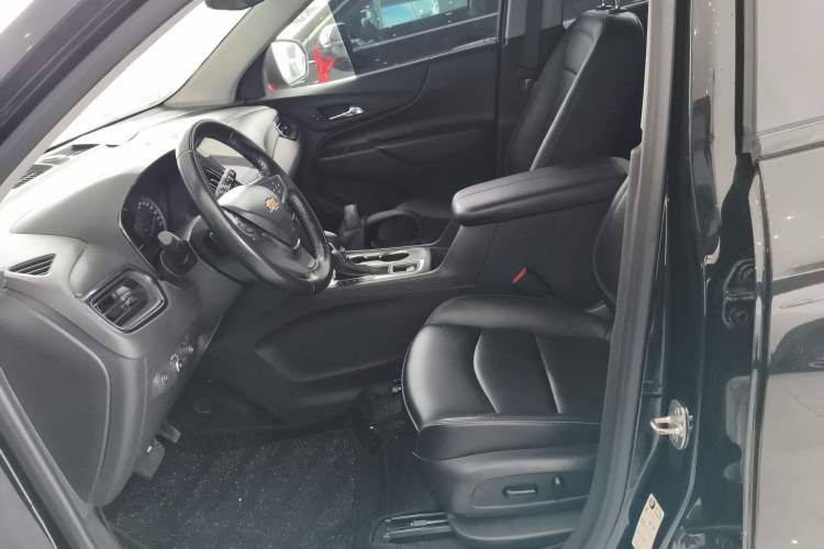 Used Chevrolet Equinox 2022 535T Chijie Edition Left Front Seat