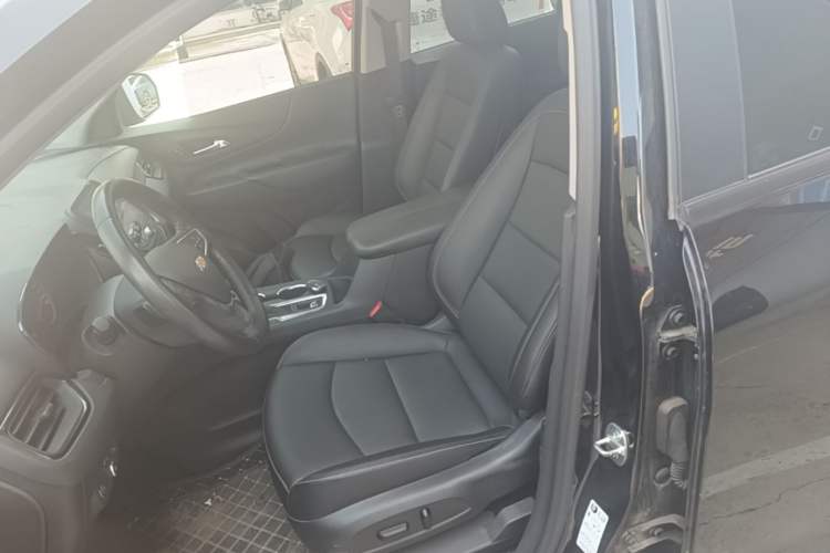 Used Chevrolet Equinox 2022 535T Chijie Edition Left Front Seat