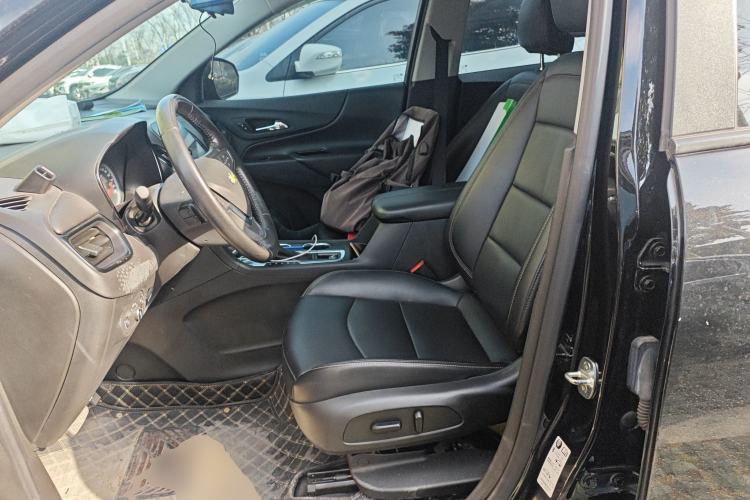 Used Chevrolet Equinox 2022 535T Chijie Edition Left Front Seat