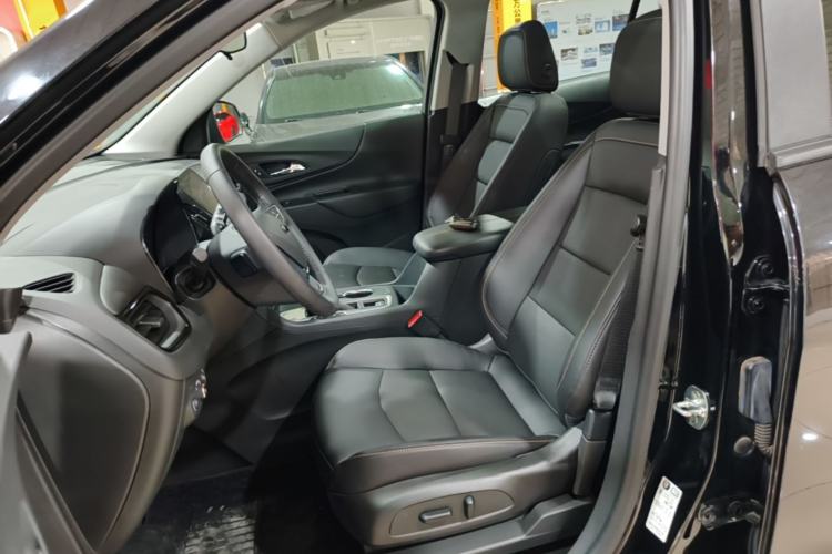 Used Chevrolet Equinox 2022 535T Chijie Edition Left Front Seat