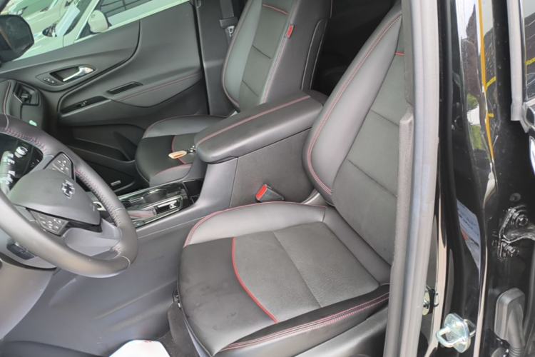 Used Chevrolet Equinox 2022 Mild Hybrid 550T RS Four-Wheel Drive Intelligent Guardian Edition Left Front Seat