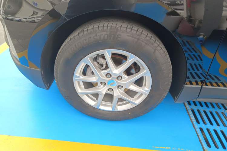 Used Chevrolet Equinox 2022 535T Chijie Edition Left Front Wheel Hub