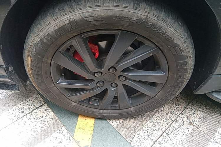 Used Chevrolet Equinox 2022 Mild Hybrid 550T RS Smart Boundary-Setting Edition Left Front Wheel Hub