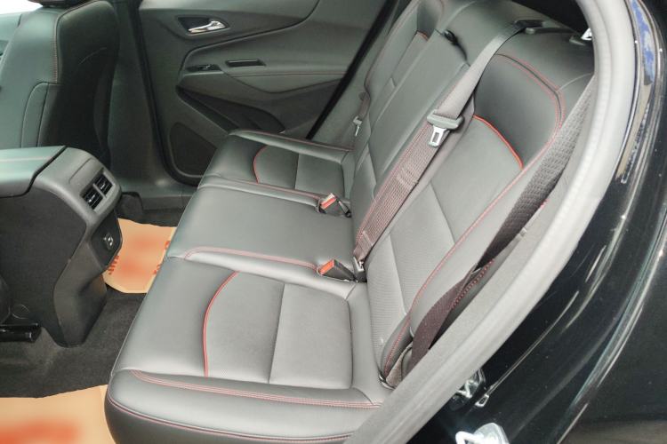 Used Chevrolet Equinox 2022 Mild Hybrid 550T RS Smart Boundary-Setting Edition Left Rear Seat