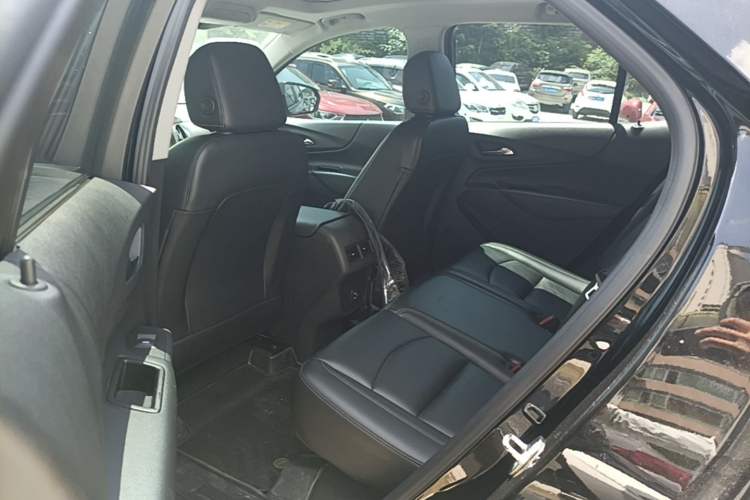 Used Chevrolet Equinox 2022 535T Chijie Edition Left Rear Seat