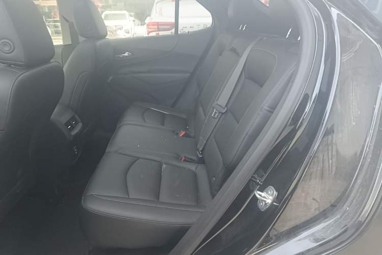 Used Chevrolet Equinox 2022 535T Chijie Edition Left Rear Seat