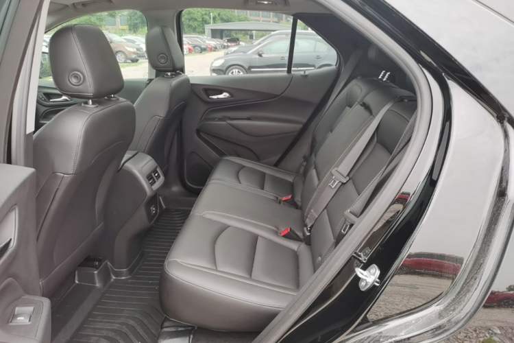 Used Chevrolet Equinox 2022 535T Chijie Edition Left Rear Seat